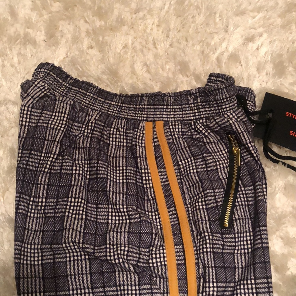 Plaid Drawstring Pants - Picture 4 of 5